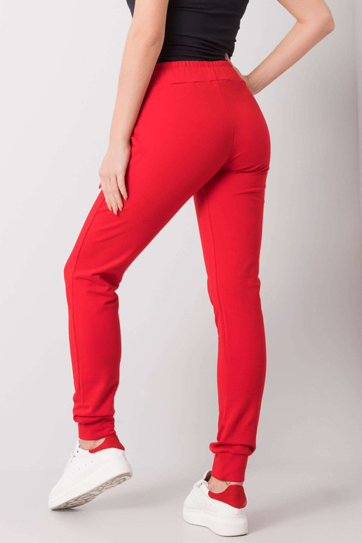 Punased dressipüksid Stiilsed