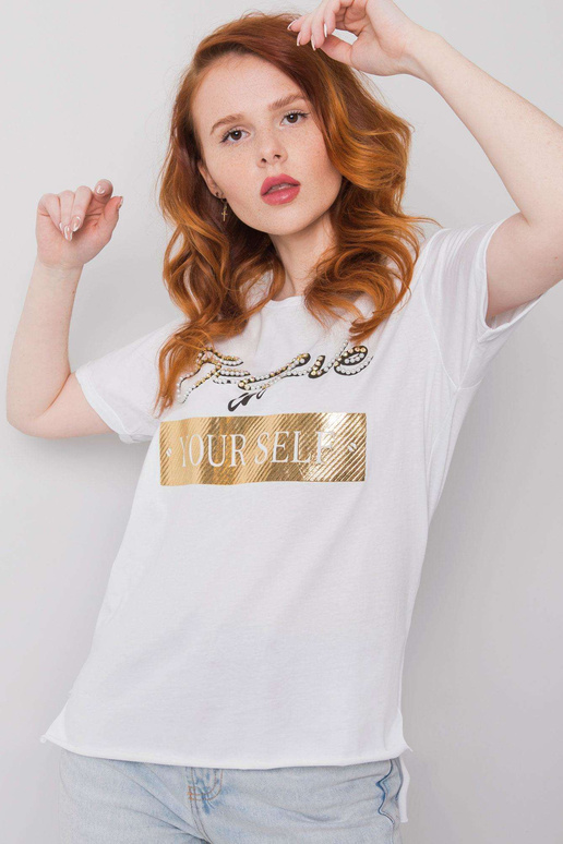 Valge Evelyni aplikatsiooniga T-särk... Valge Evelyni aplikatsiooniga T-särk...