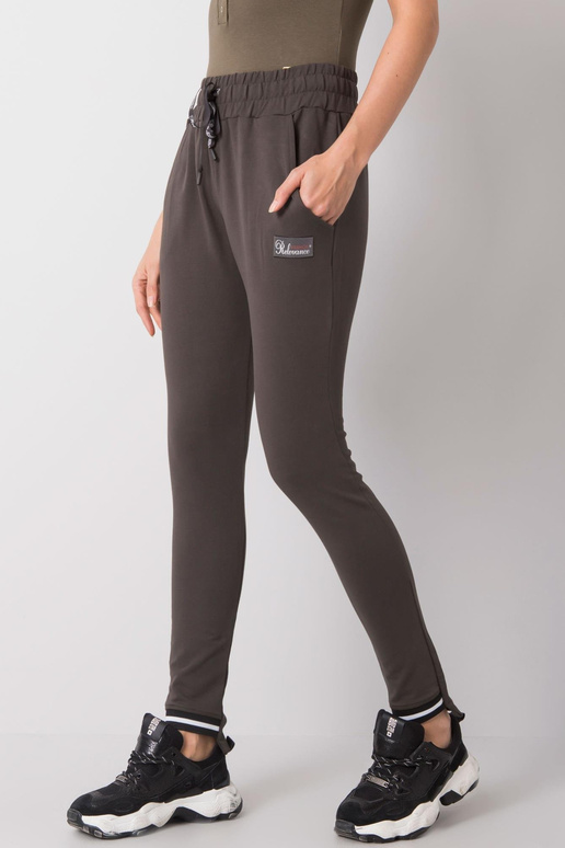 Luciana tumedad khakivärvi püksid Luciana tumedad khakivärvi püksid