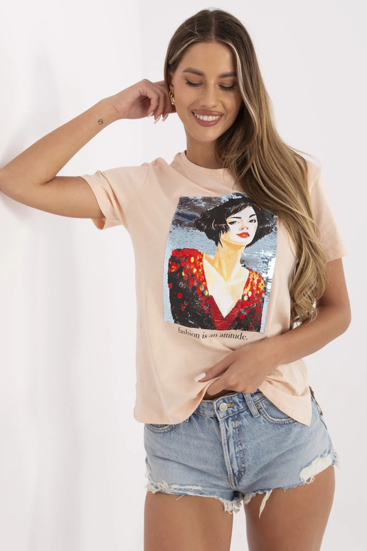 Alaine aplikatsiooniga lõhe t-särk Alaine aplikatsiooniga lõhe t-särk