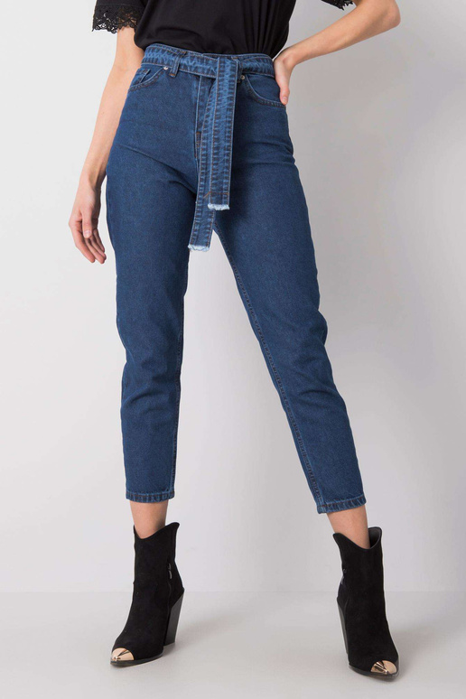 Sinised kõrge vöökohaga teksapüksid... Sinised kõrge vöökohaga teksapüksid...