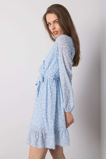 Sinine volangidega kleit...