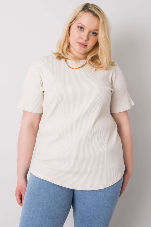 Helebeež pluss suuruses pluus Stella