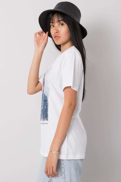 Valge Kemmy trükiga T-särk Valge Kemmy trükiga T-särk