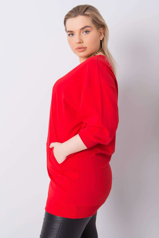 Punane pluss suuruses pluus Messina...