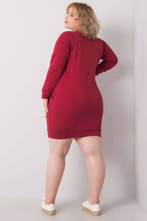 Burgundia kleit pluss suuruses Ariadne