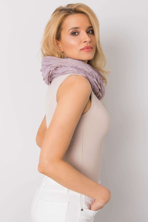 Helelilla narmastega sall