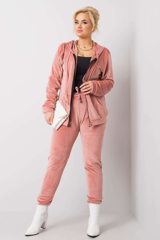 Määrdunud roosa veluur pluss suuruses... Määrdunud roosa veluur pluss suuruses...