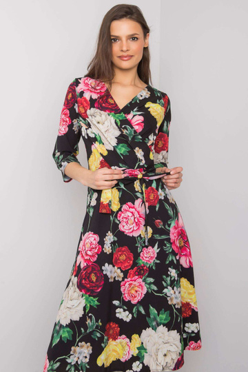 Must Astheri lilleline kleit