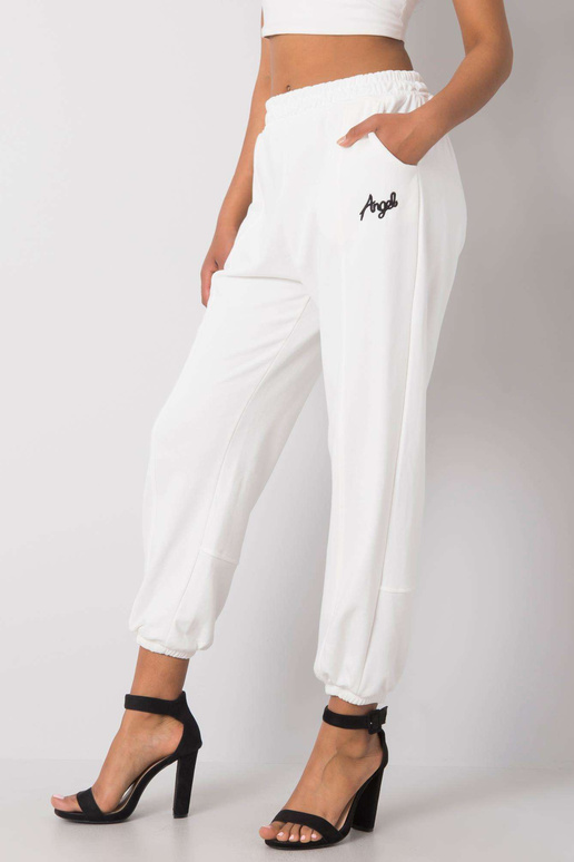 Richelle valged dressipüksid Richelle valged dressipüksid