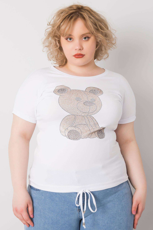 Valge pluss suuruses pluus...