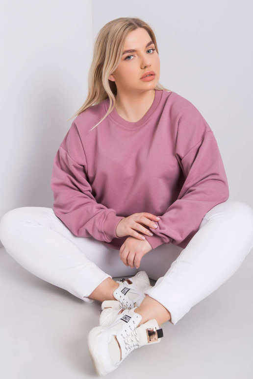 Määrdunud roosa pluss suuruses...