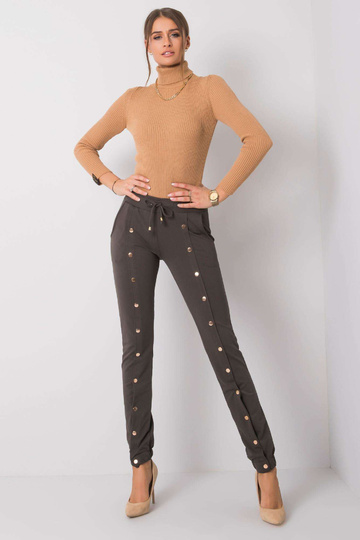 Tumedad khakivärvi püksid... 2