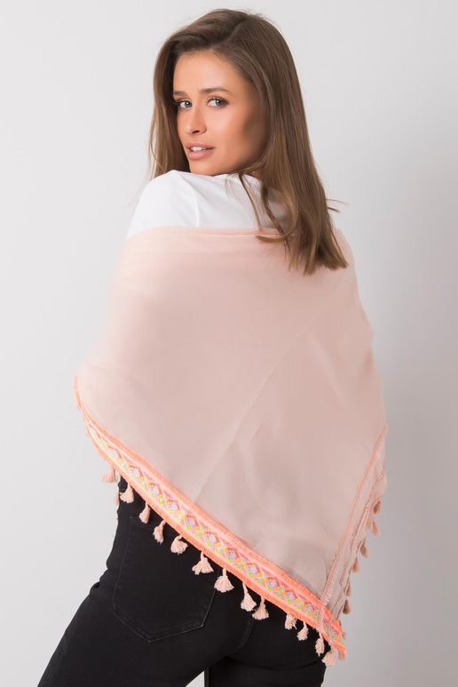 Heleroosa dekoratiivse kaunistusega...