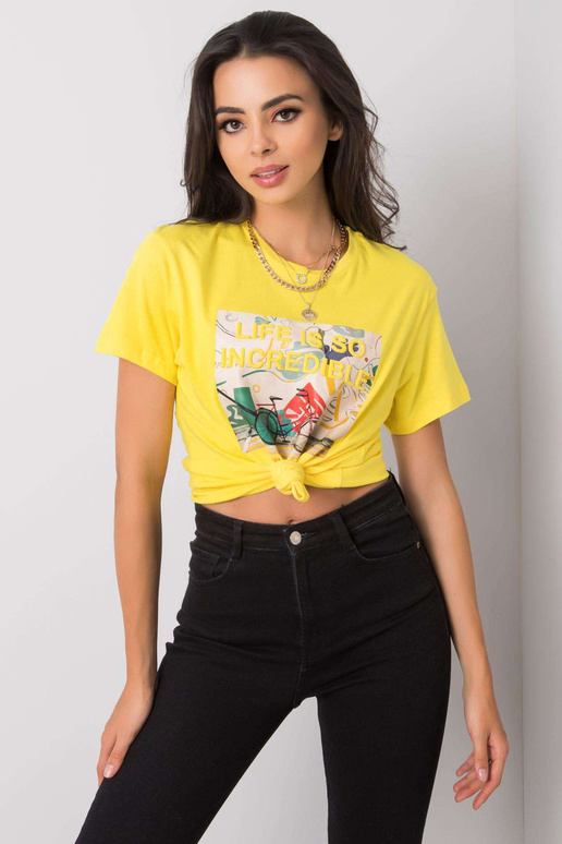 Kollane t-särk Adalia kirjaga Kollane t-särk Adalia kirjaga