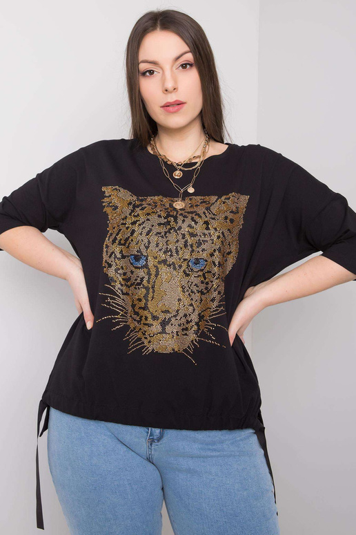 Must pluss suuruses pluus Darreni...