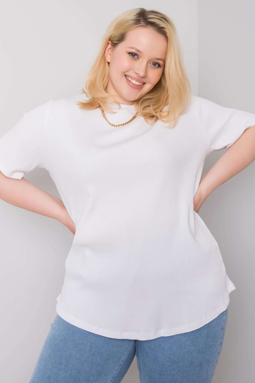 Valge plusssuuruses pluus Stella