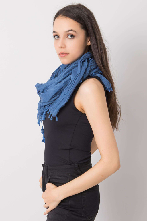 Tumesinine narmastega sall