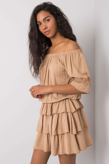 Kaamelikleit volangidega... 2