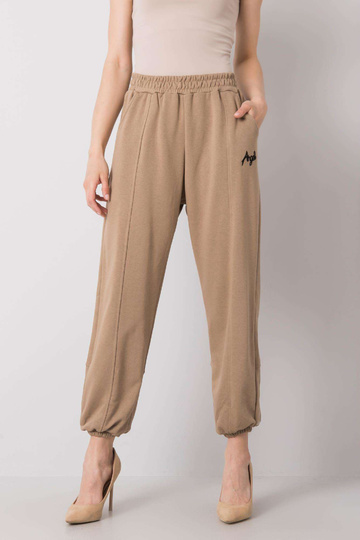 Tumebeežid Richelle... 2