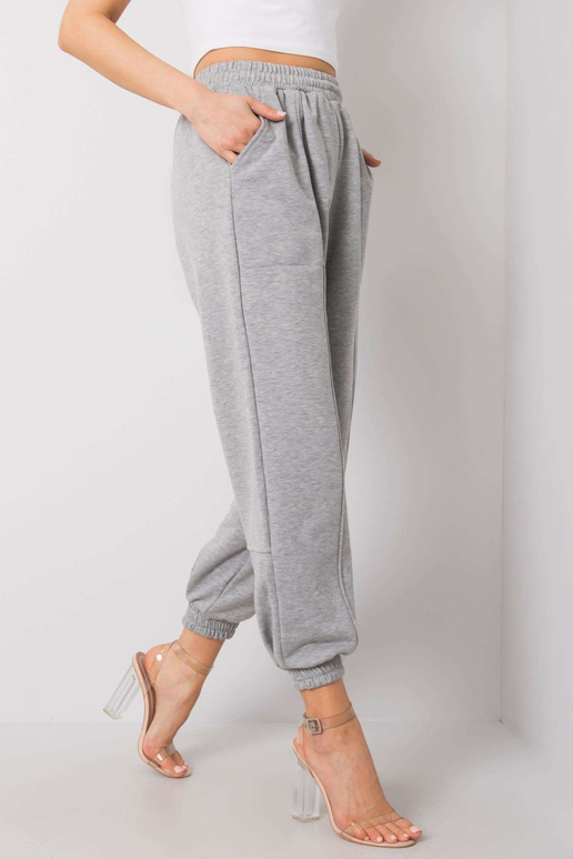 Hallid dressipüksid juuni