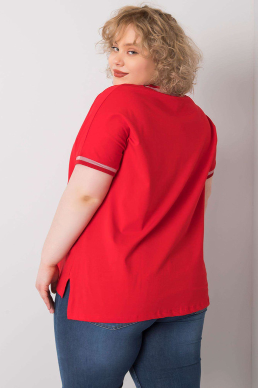 Punane pluss suuruses Billi...