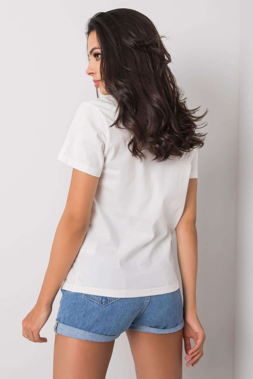 Valge Rosalie aplikatsiooniga T-särk Valge Rosalie aplikatsiooniga T-särk