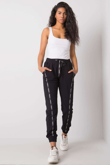 Mustad Sawyeri dressipüksid