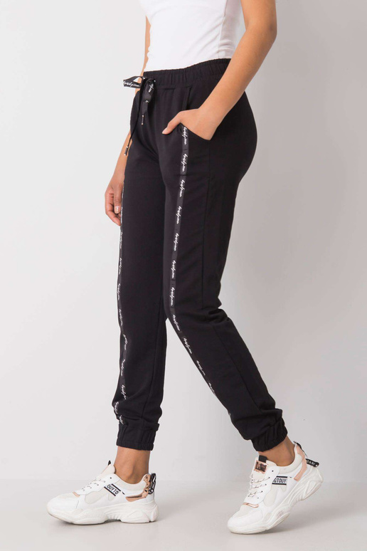 Mustad Sawyeri dressipüksid