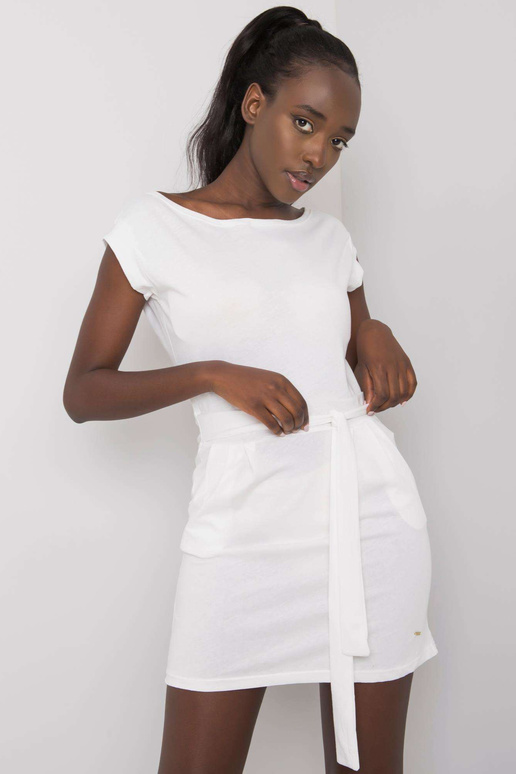 Valge kleit Letitia DO NOT KNOW ME Valge kleit Letitia DO NOT KNOW ME