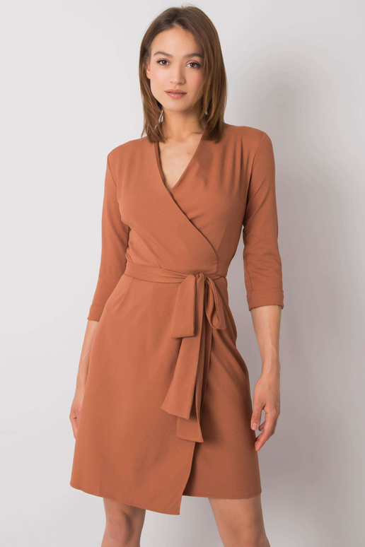 Pruun kleit lipsuga Edelie