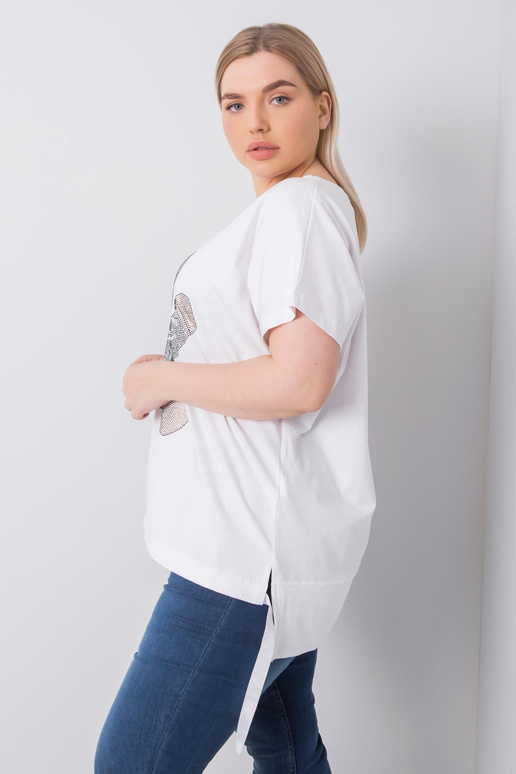 Valge pluss suuruses pluus Marlene...