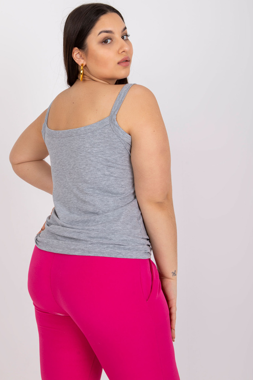 Hall plusssuuruses Scarlette...