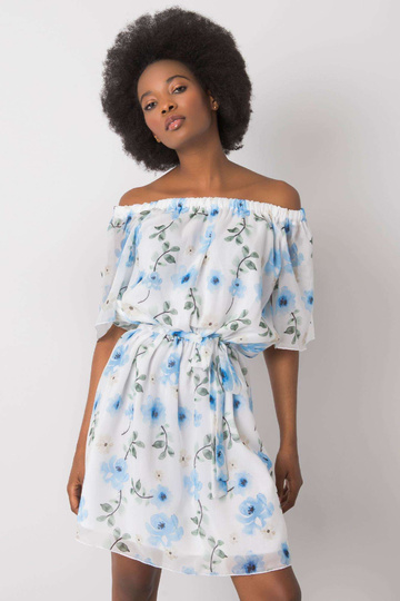 Valge Yamilethi lilleline...