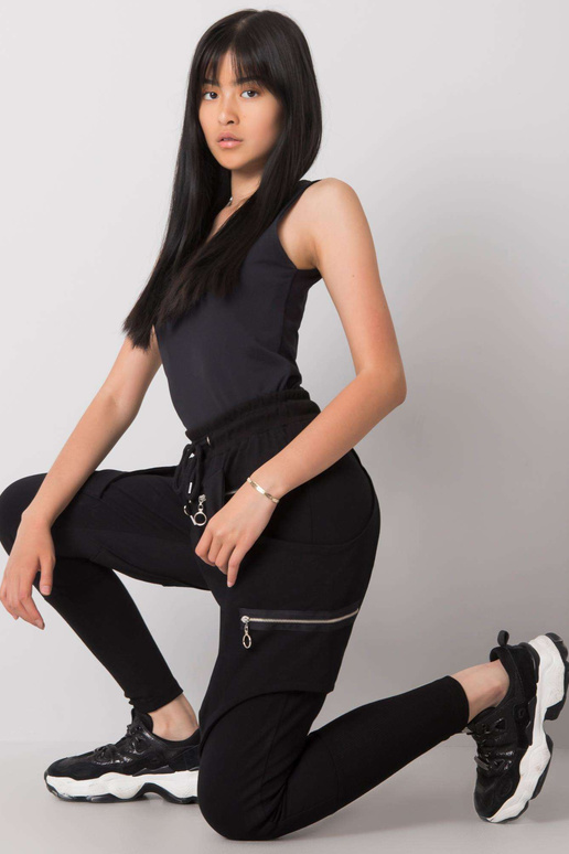 Megan mustad dressipüksid