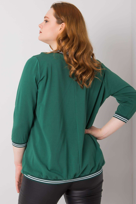 Tumeroheline plusssuuruses pluus Pearl