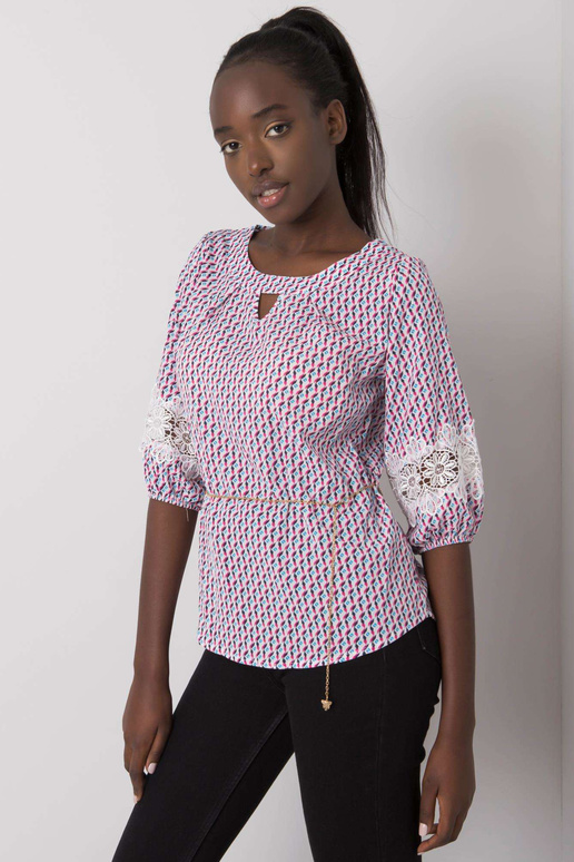 Jazmini mustritega valge ja roosa pluus