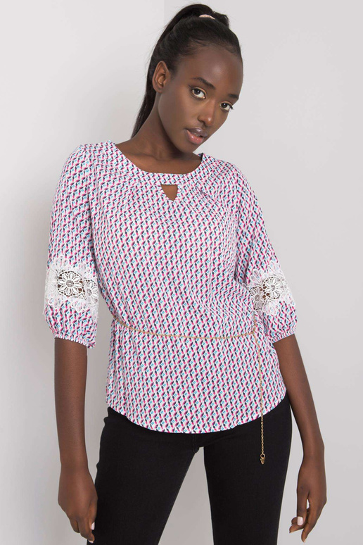 Jazmini mustritega valge ja roosa pluus