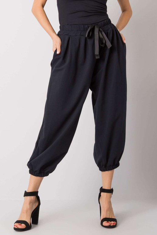 Meresinised Ferro laia säärega...