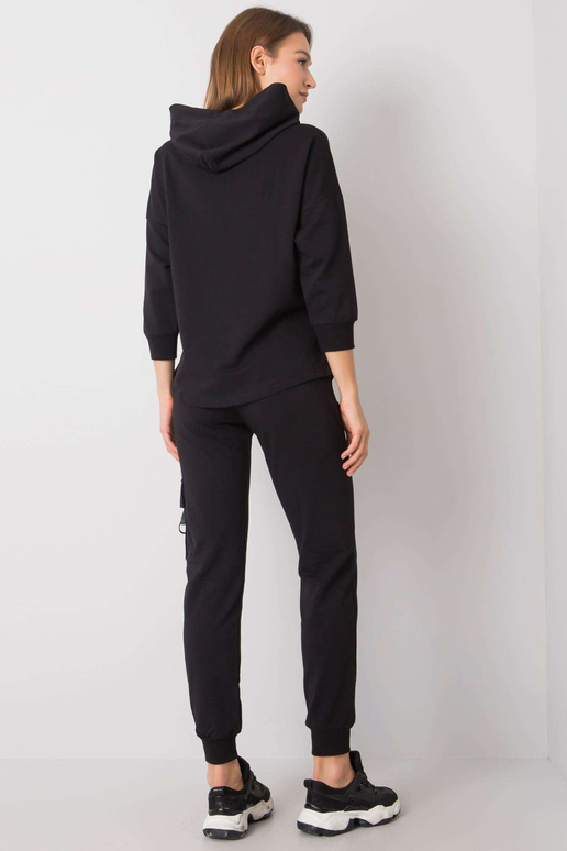 Musta klaari komplekt