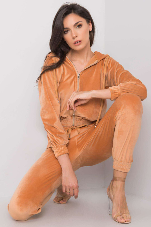 Kaameli veluurkomplekt Maddalena