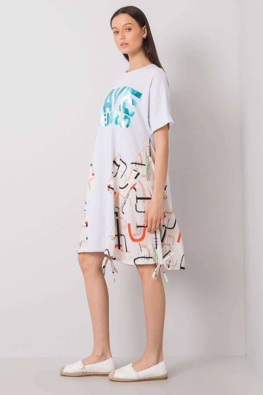 Valge ja beež kleit Ebba kirjaga