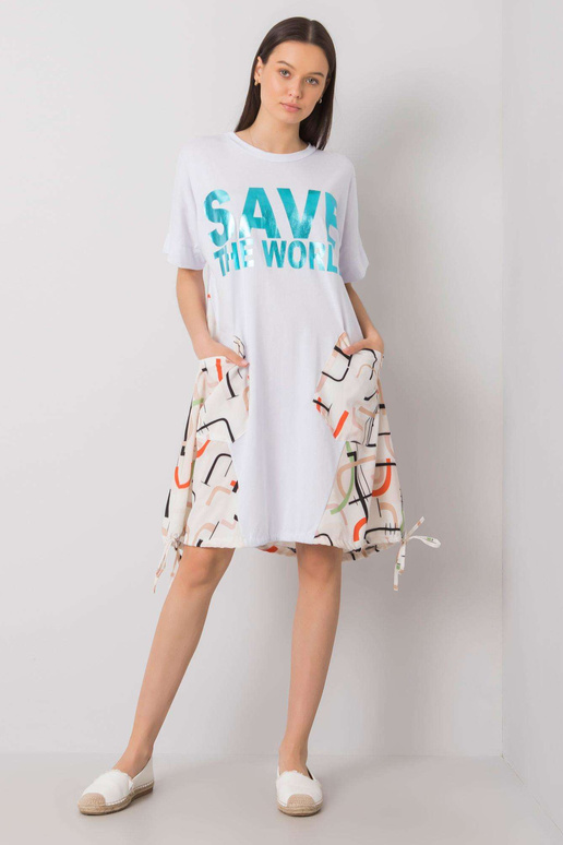 Valge ja beež kleit Ebba kirjaga