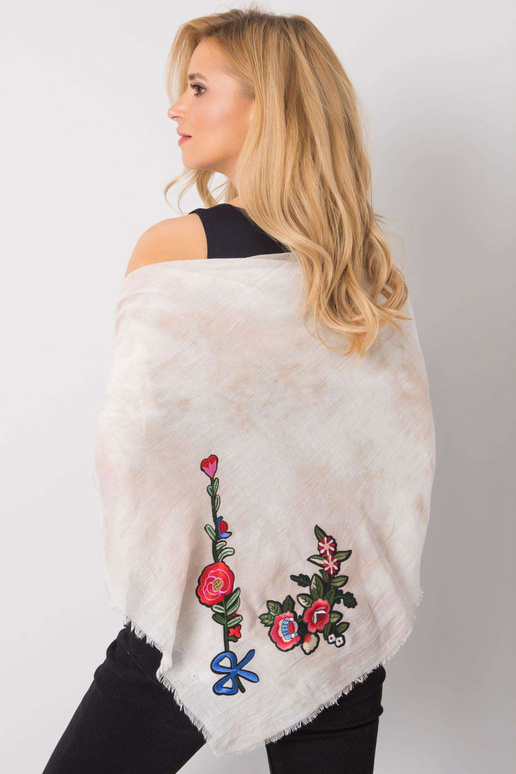 Beež sall triipudega