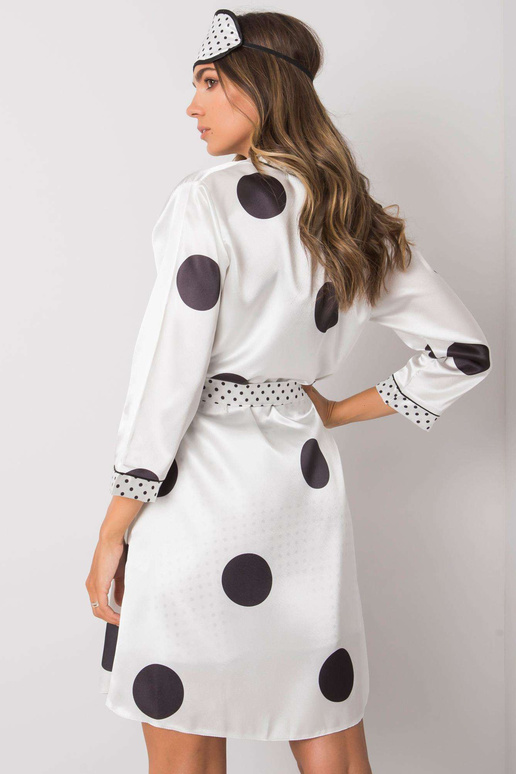 Valge öökapikomplekt hernestega