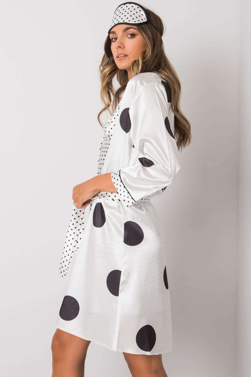 Valge öökapikomplekt hernestega