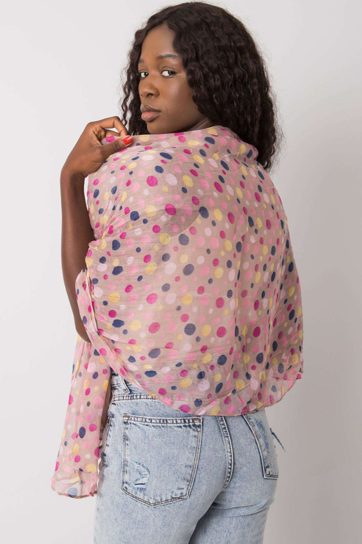 Beež naiste sall täppidega