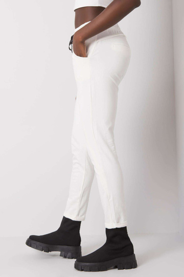 Ecru dressipüksid Hadley