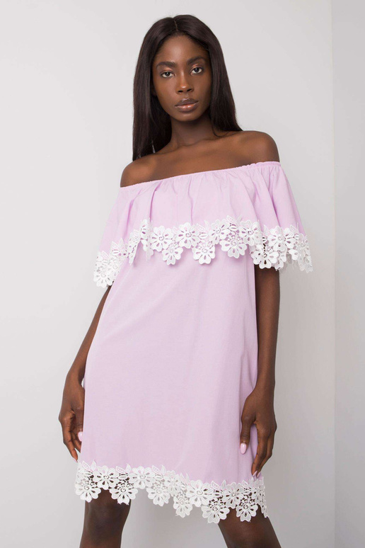 Helelilla Hispanic kleit Lee pitsiga