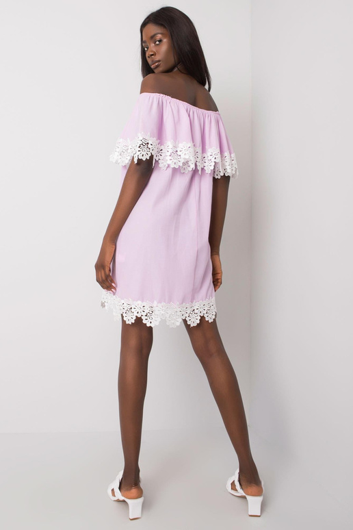 Helelilla Hispanic kleit Lee pitsiga